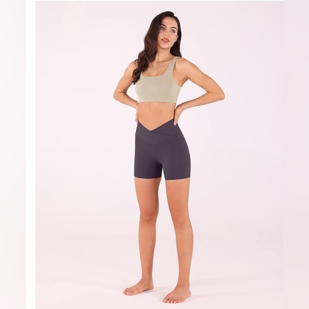 NWT ODODOS 5" Cross Waist Yoga Shorts for Women-L